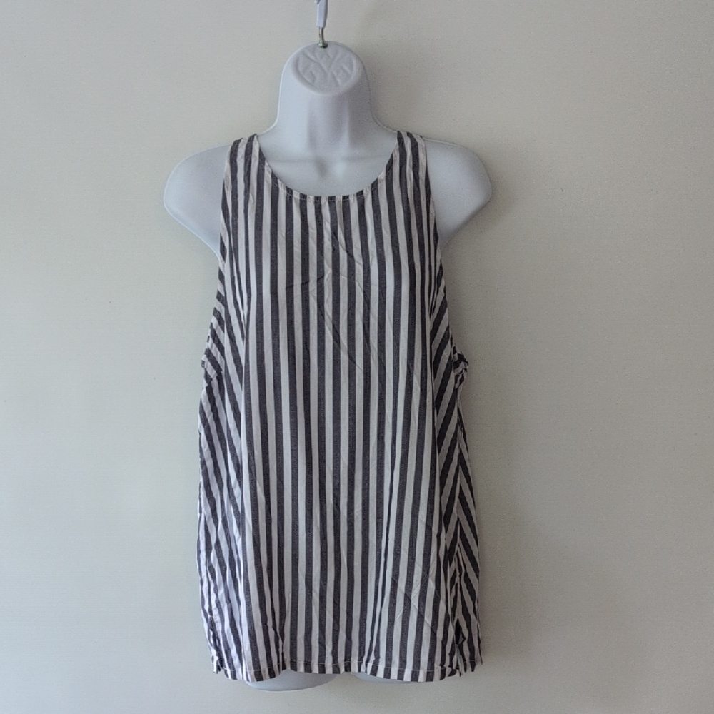 Old Navy Black and White Relaxed Tank Top